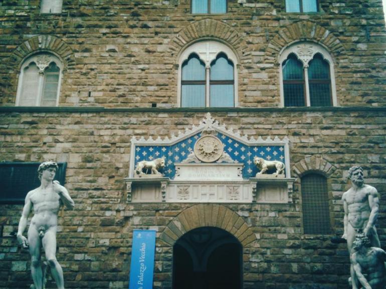 482656_10152716219610051_954148019_n